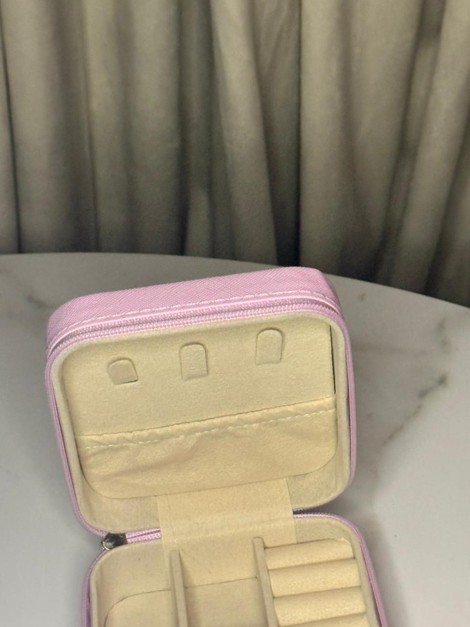 100a علبه اكسسوارات سفاري - Image 1
